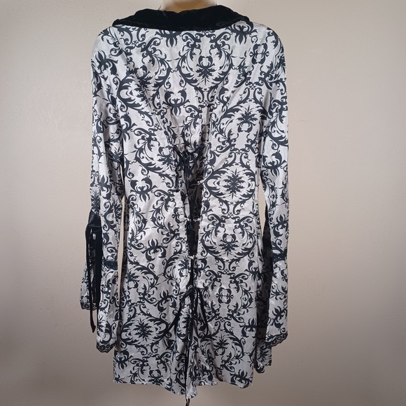 Funhouse Hot Topic Y2K Steampunk Whimsigoth Damask Lace Angel Sleeve Corset Top - Picture 3 of 9